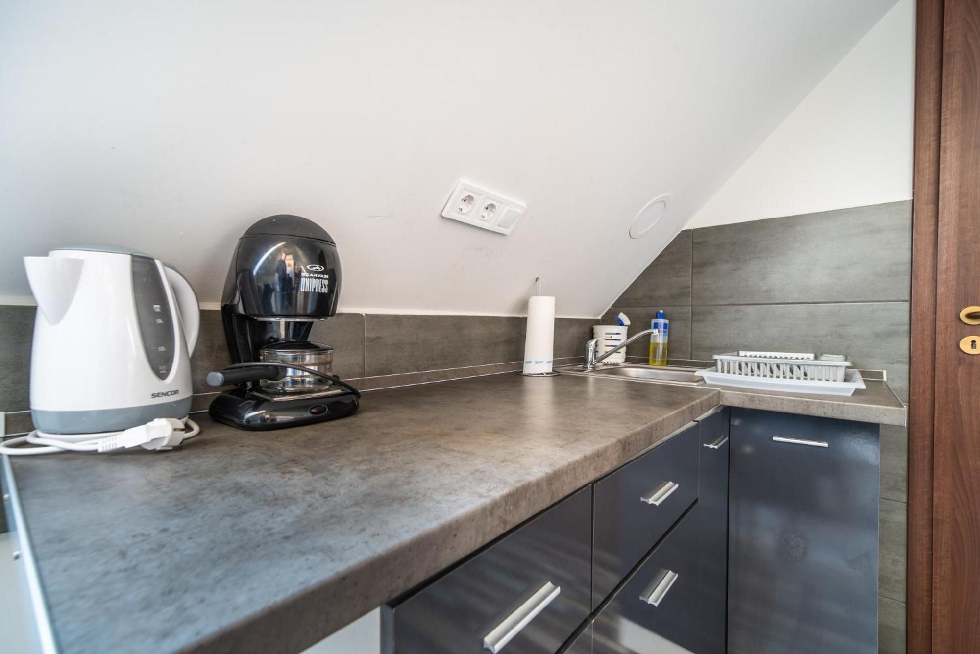 Buzavirag Apartman 케츨리 외부 사진